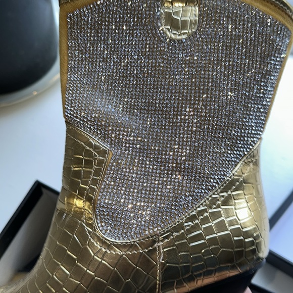 Cape Robbin Zephyr Boot - Picture 5 of 7